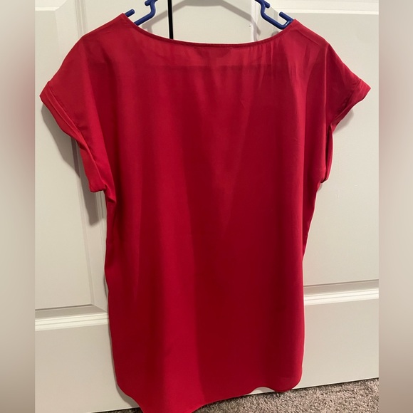 Express Red Keyhole Blouse - Picture 3 of 8